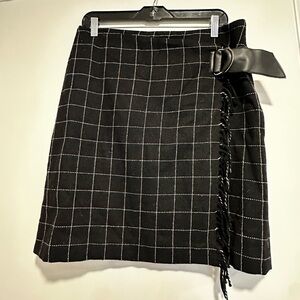 David N Wool Blend Black Windowpane Wrap Skirt Faux Leather Fringe Detail. 10.